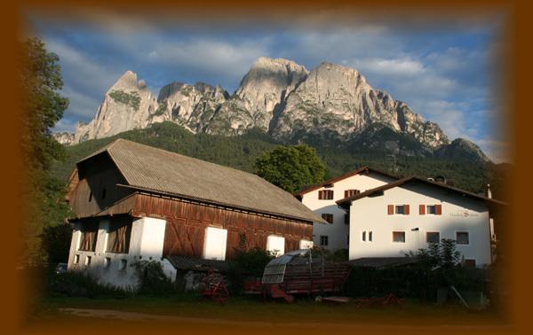 Gasthof Zum Schlern Fiè Exteriér fotografie